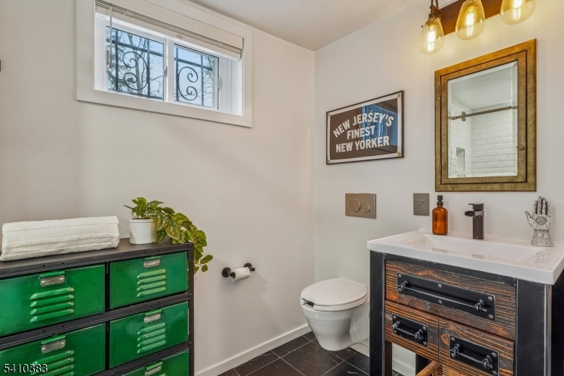 Montrose - Residential