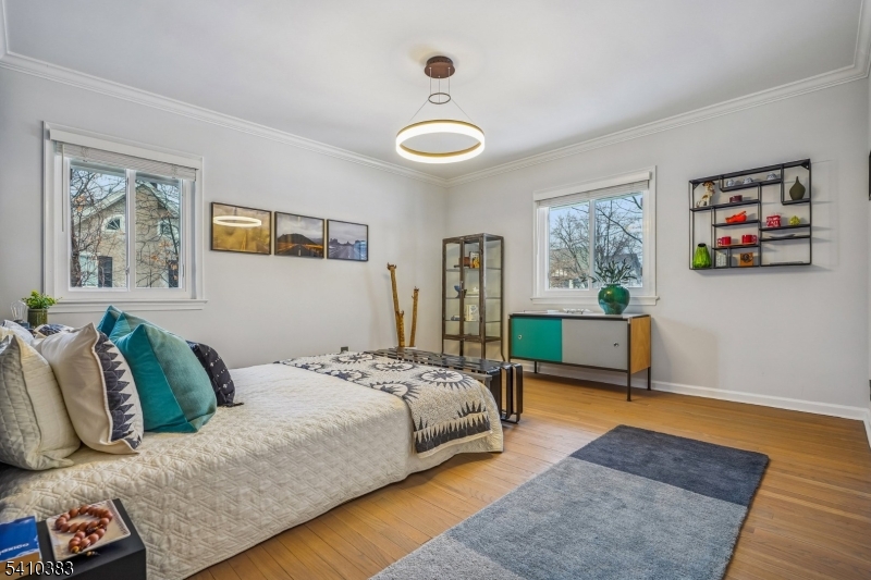 Montrose - Residential