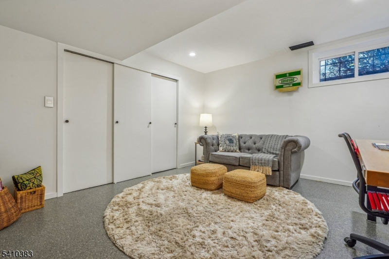 Montrose - Residential