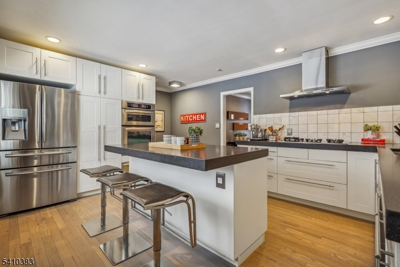 Montrose - Residential