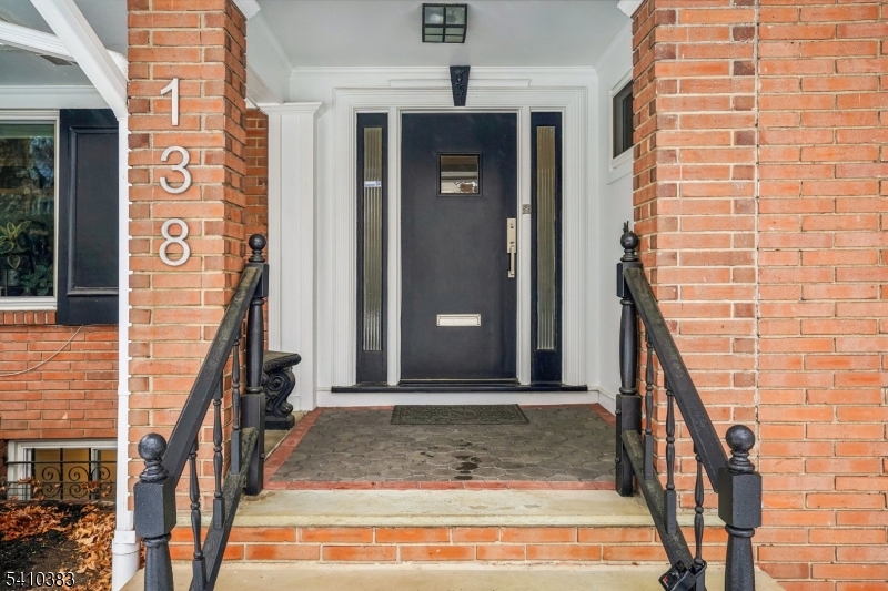 Montrose - Residential