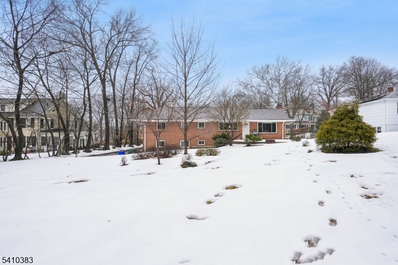 Montrose - Residential