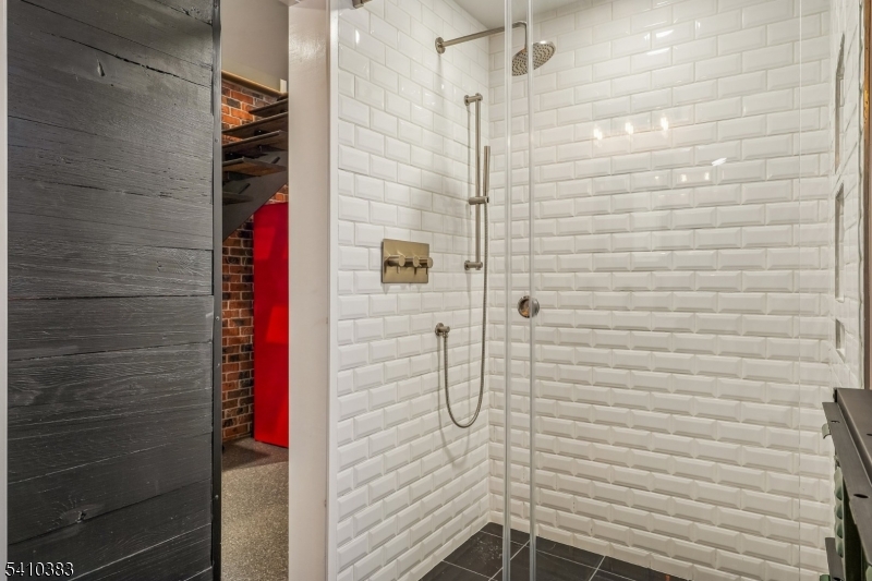 Montrose - Residential