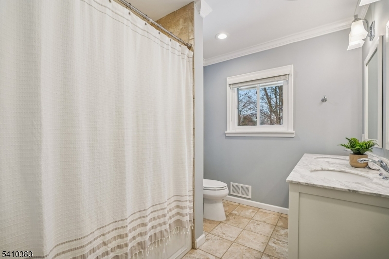 Montrose - Residential