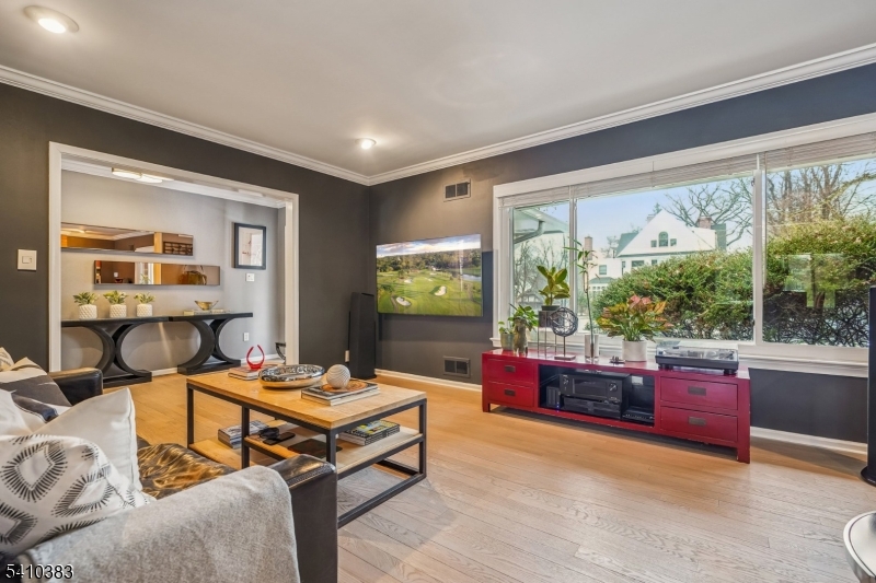 Montrose - Residential