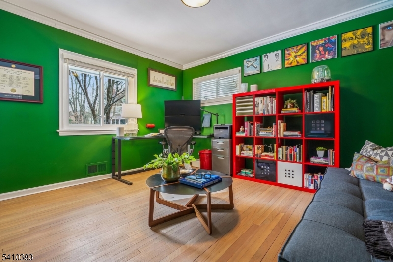 Montrose - Residential