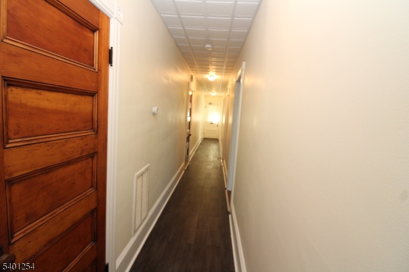 IN TOWN - Residential Lease