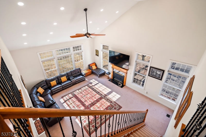 Overlook at Montgomery - Residential