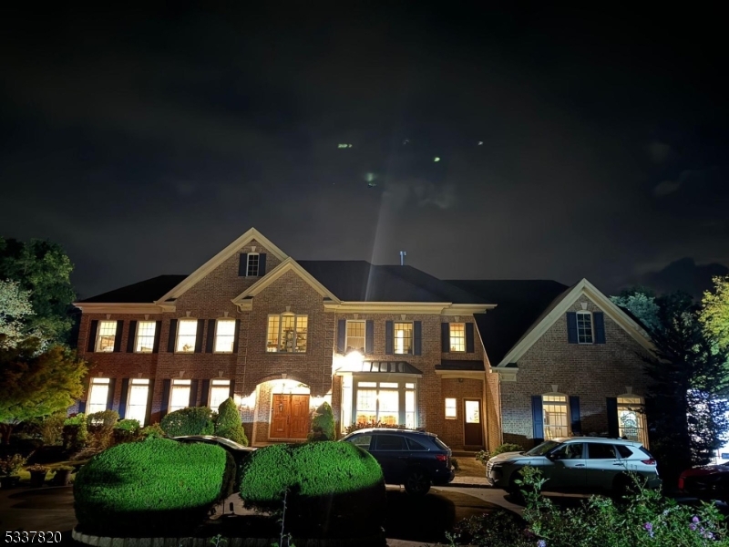 Overlook at Montgomery - Residential