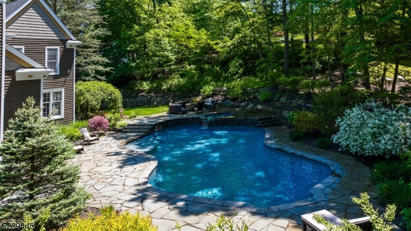 Woodland Hills - Residential