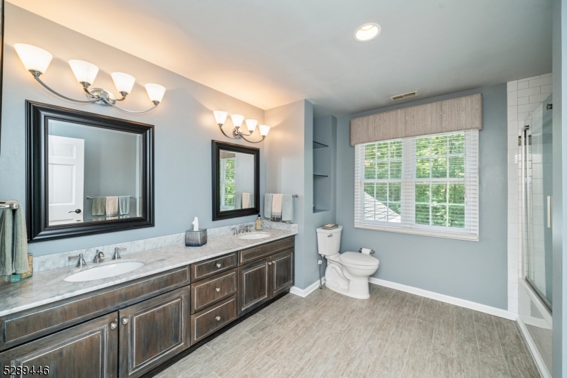 Woodland Hills - Residential