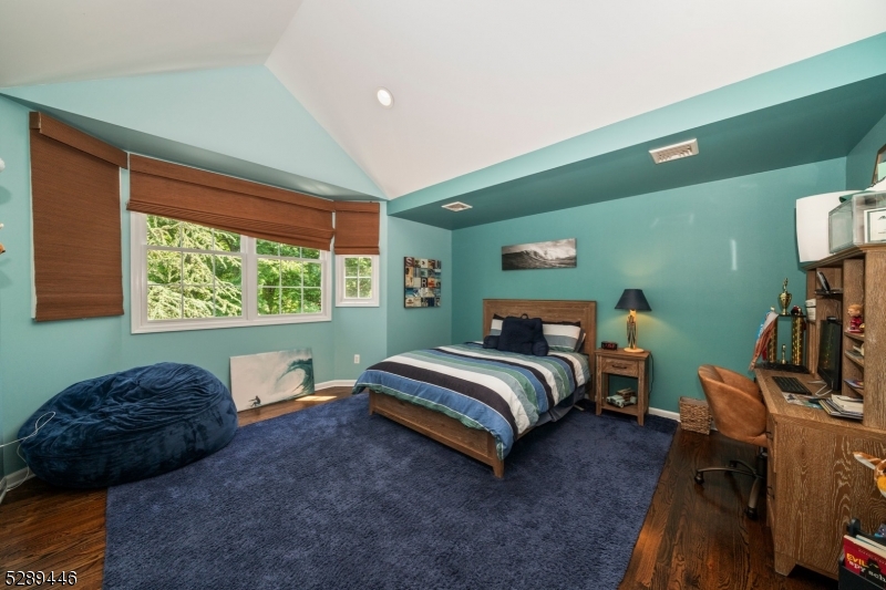 Woodland Hills - Residential