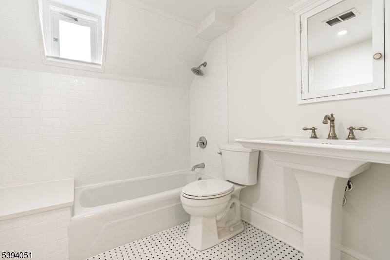 Hilton - Residential Lease