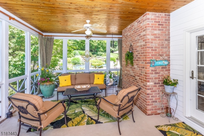 Brookrace - Residential