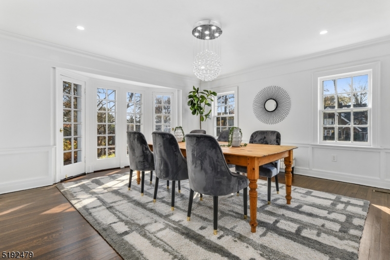 Roosevelt Park - Residential