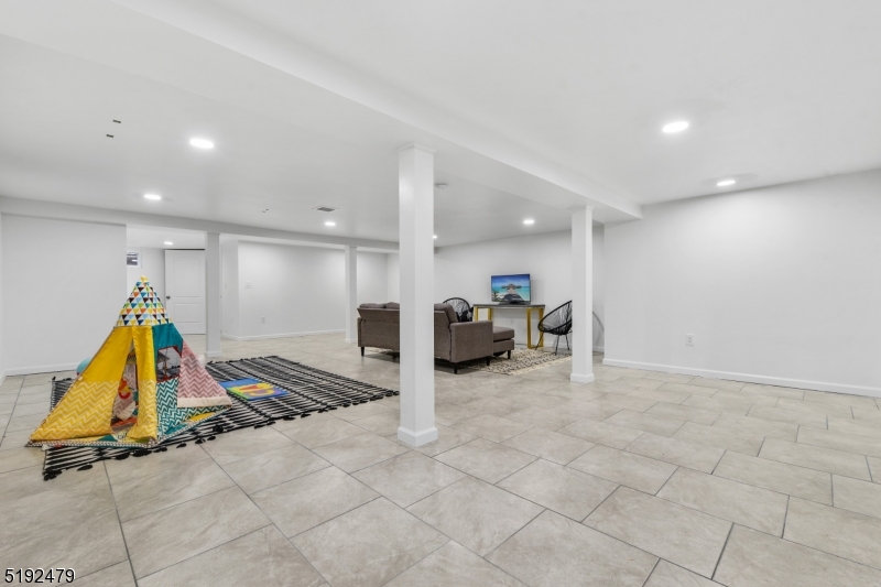 Roosevelt Park - Residential