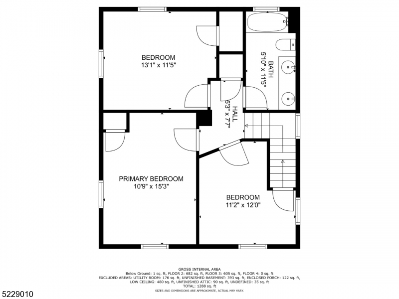 Main image without alt text