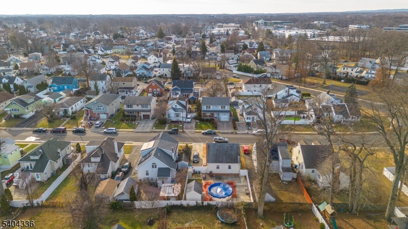 Sunnyside/Newton PK - Residential