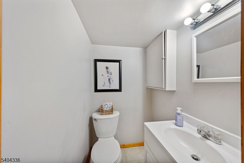 Sunnyside/Newton PK - Residential