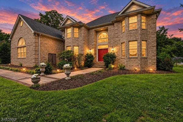 15 SCENIC DR, EWING, NJ 08628 - Image fe5d6ecde2f539eaa7e3a416ef58bea6/51306244