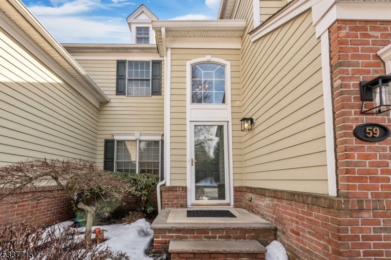 59 Chestnut Ct