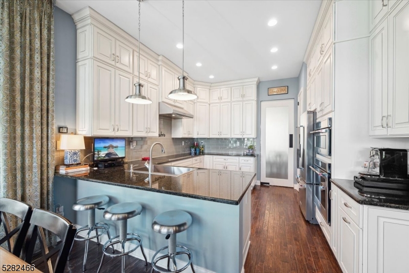 Regency at Flanders - Residential