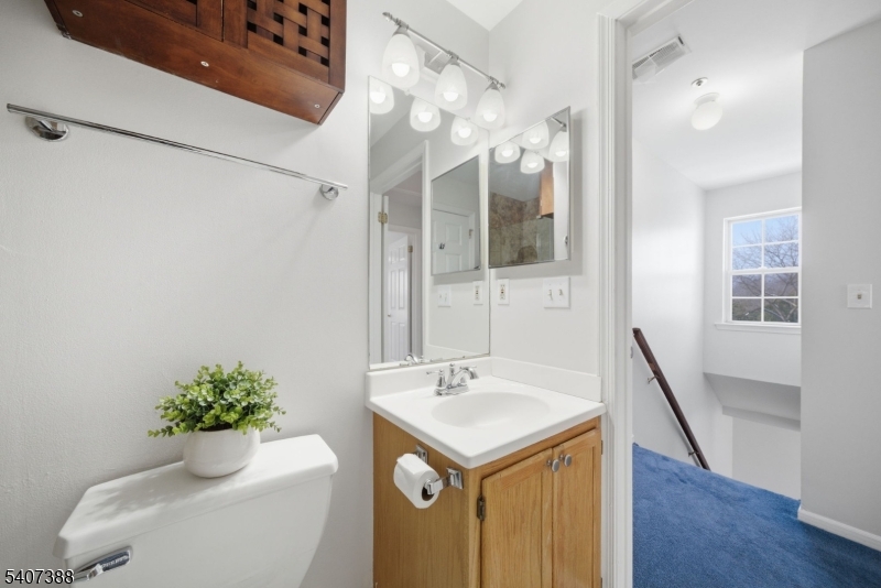 Eden Ln - Residential