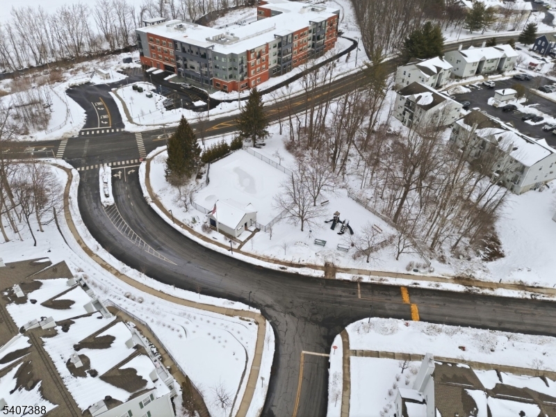 Eden Ln - Residential