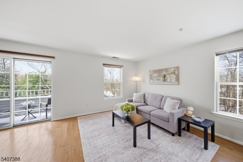 Eden Ln - Residential