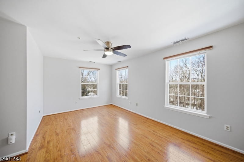 Eden Ln - Residential