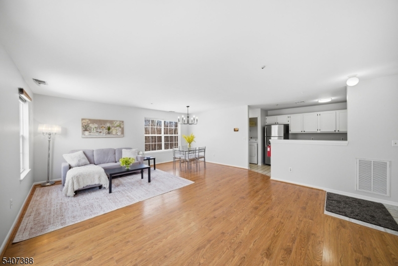 Eden Ln - Residential