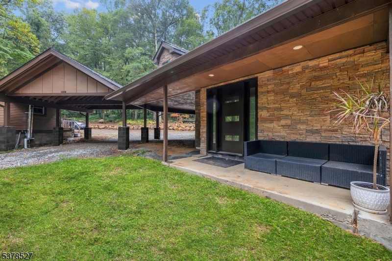 Old Turnpike - Residential