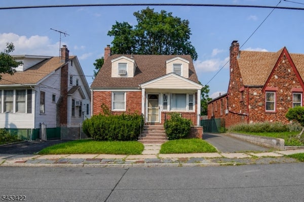 2031 GLESS AVE, UNION, NJ 07083 - Image feb50fcd68bd0e2855a35ef025bcdf84/3692753314
