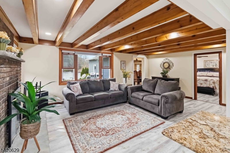 Lake Swannanoa - Residential