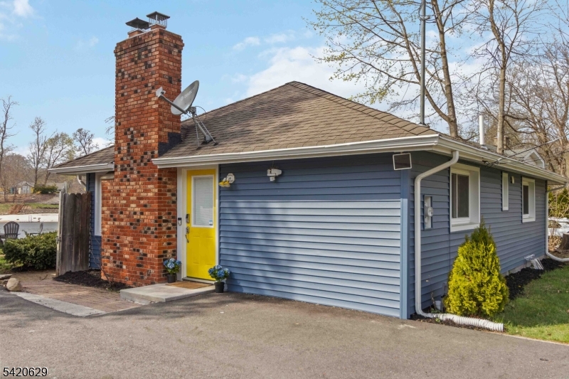 Lake Swannanoa - Residential