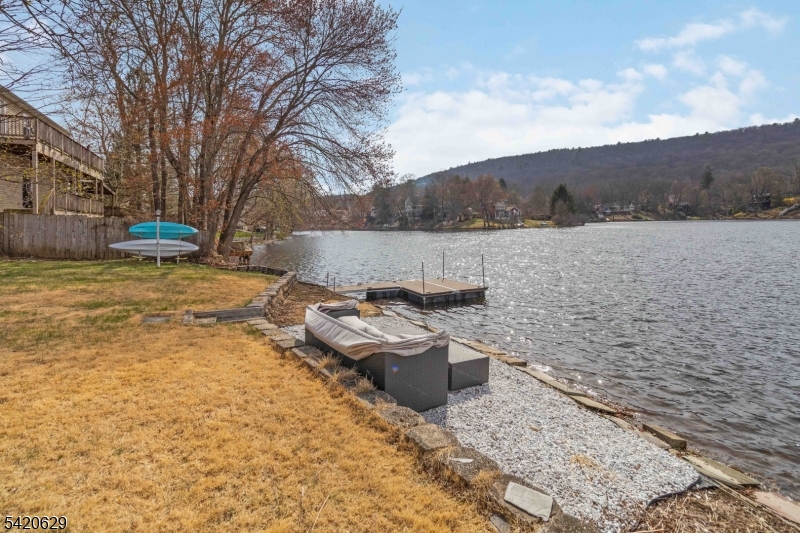 Lake Swannanoa - Residential