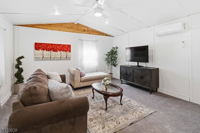 Lake Swannanoa - Residential