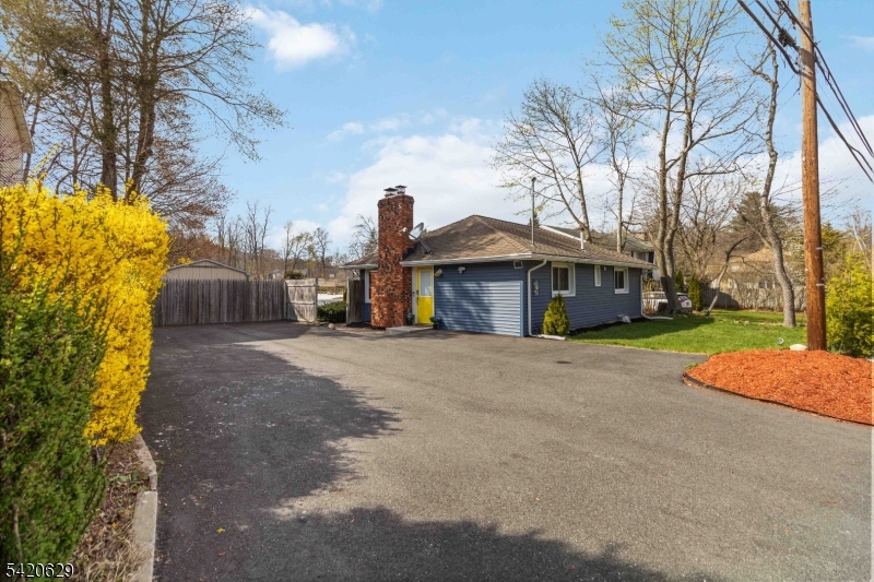 Lake Swannanoa - Residential