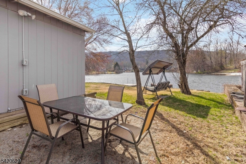 Lake Swannanoa - Residential