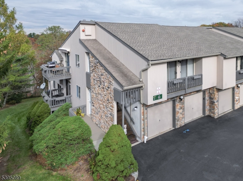 Town House - Residential