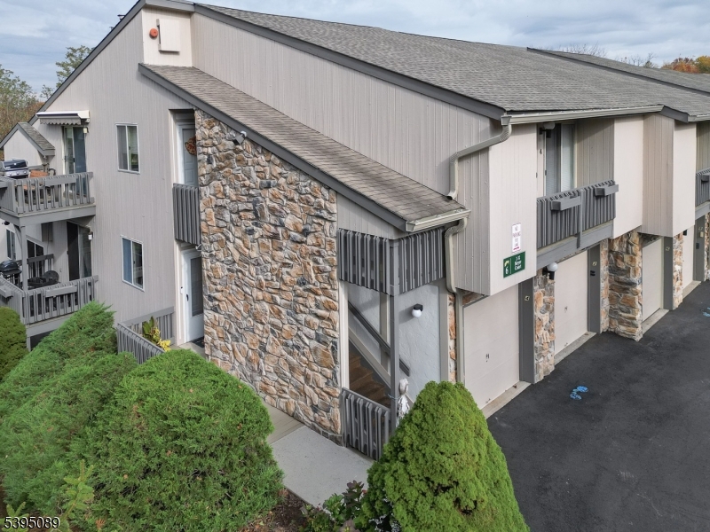 Town House - Residential