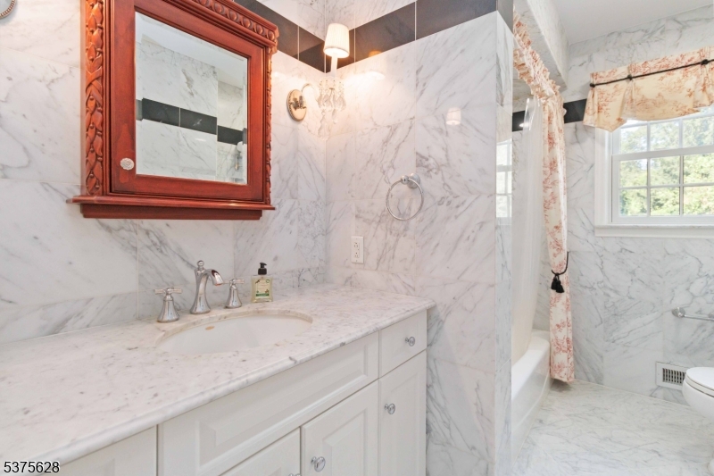 Rolling Hill - Residential