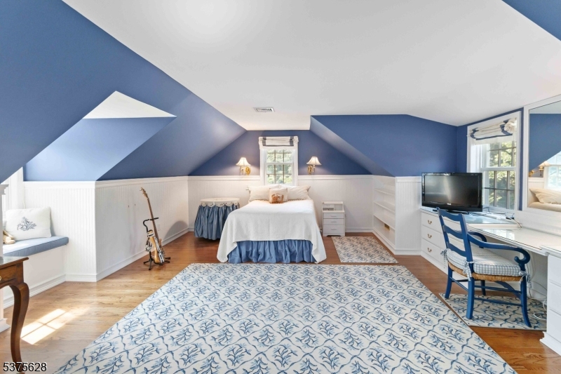 Rolling Hill - Residential