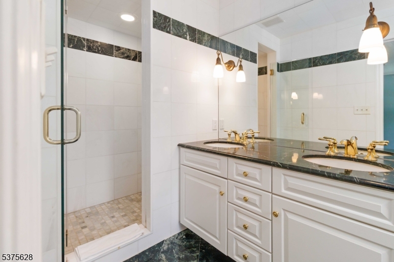 Rolling Hill - Residential