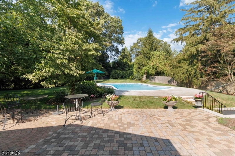 Rolling Hill - Residential