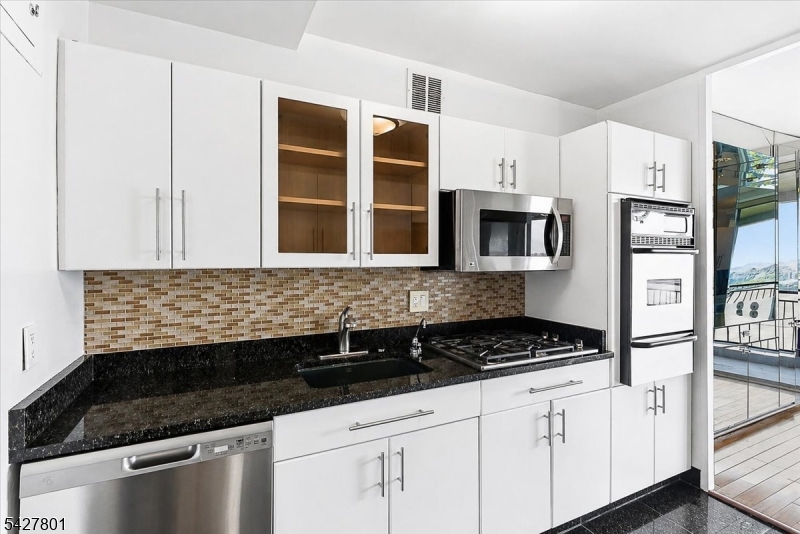 Horizon House - Residential