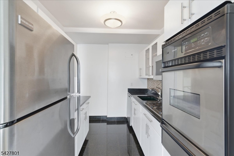 Horizon House - Residential