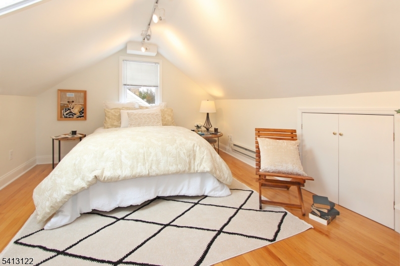 BROOKDALE - Residential