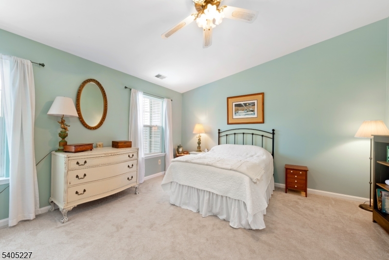 Seasons Glen - Residential