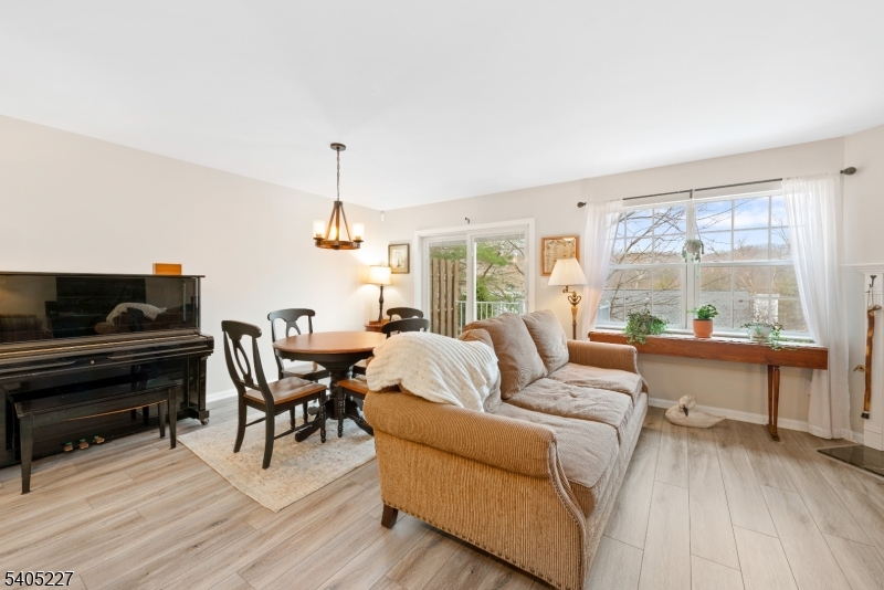 Seasons Glen - Residential